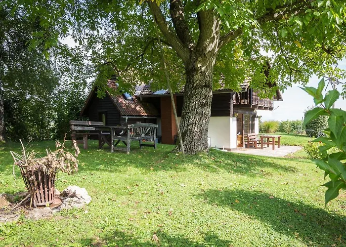 Kitzecker-weingartenhaus * كيتسك إيم زاوزال